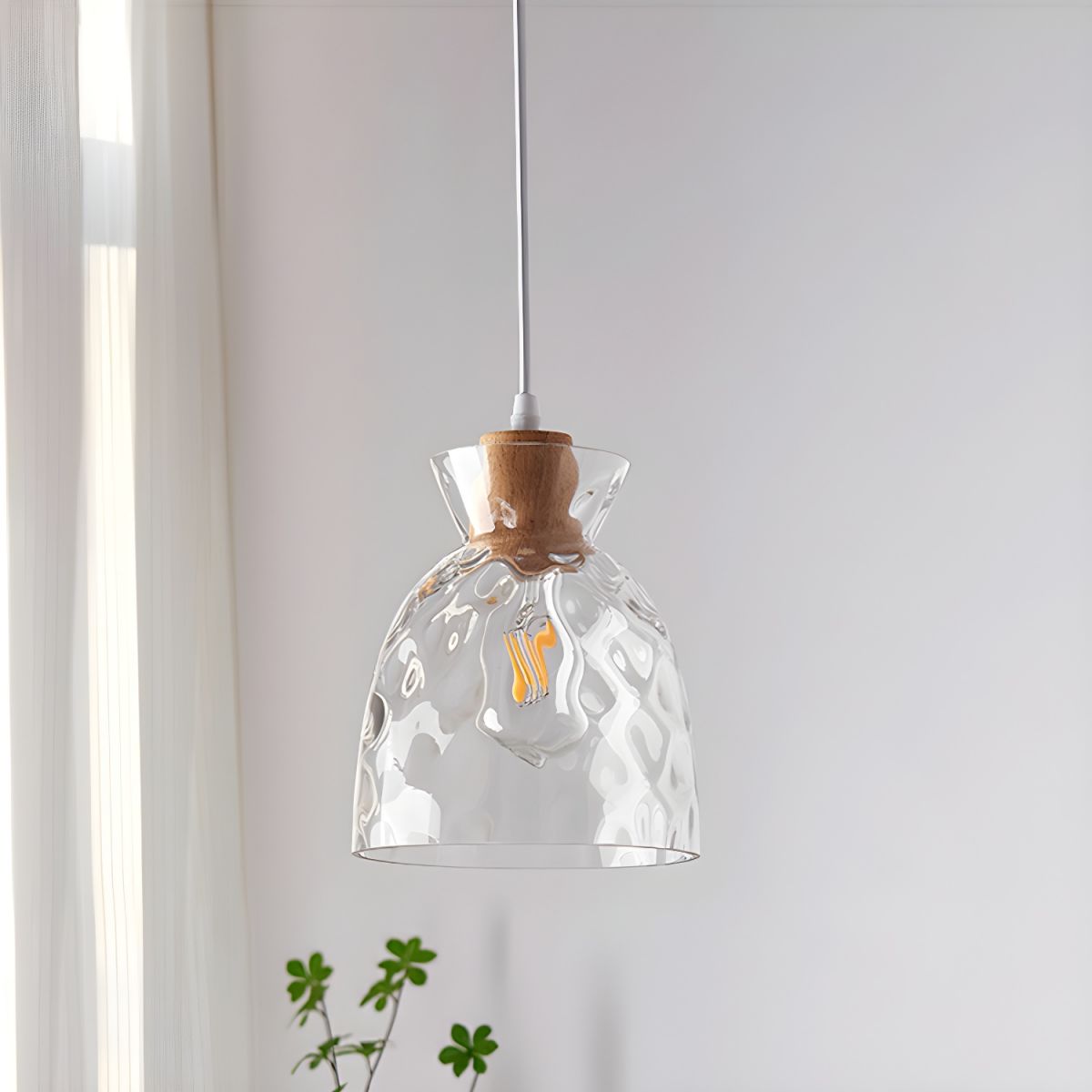 Lumen Nordic Clear Glass Pendant