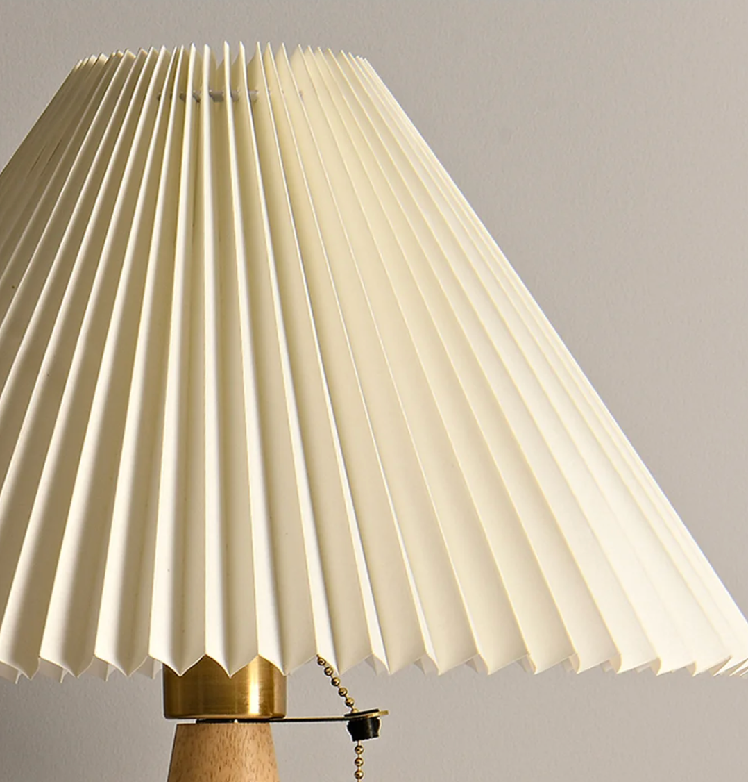 Lumen Akira Vintage Table Lamp