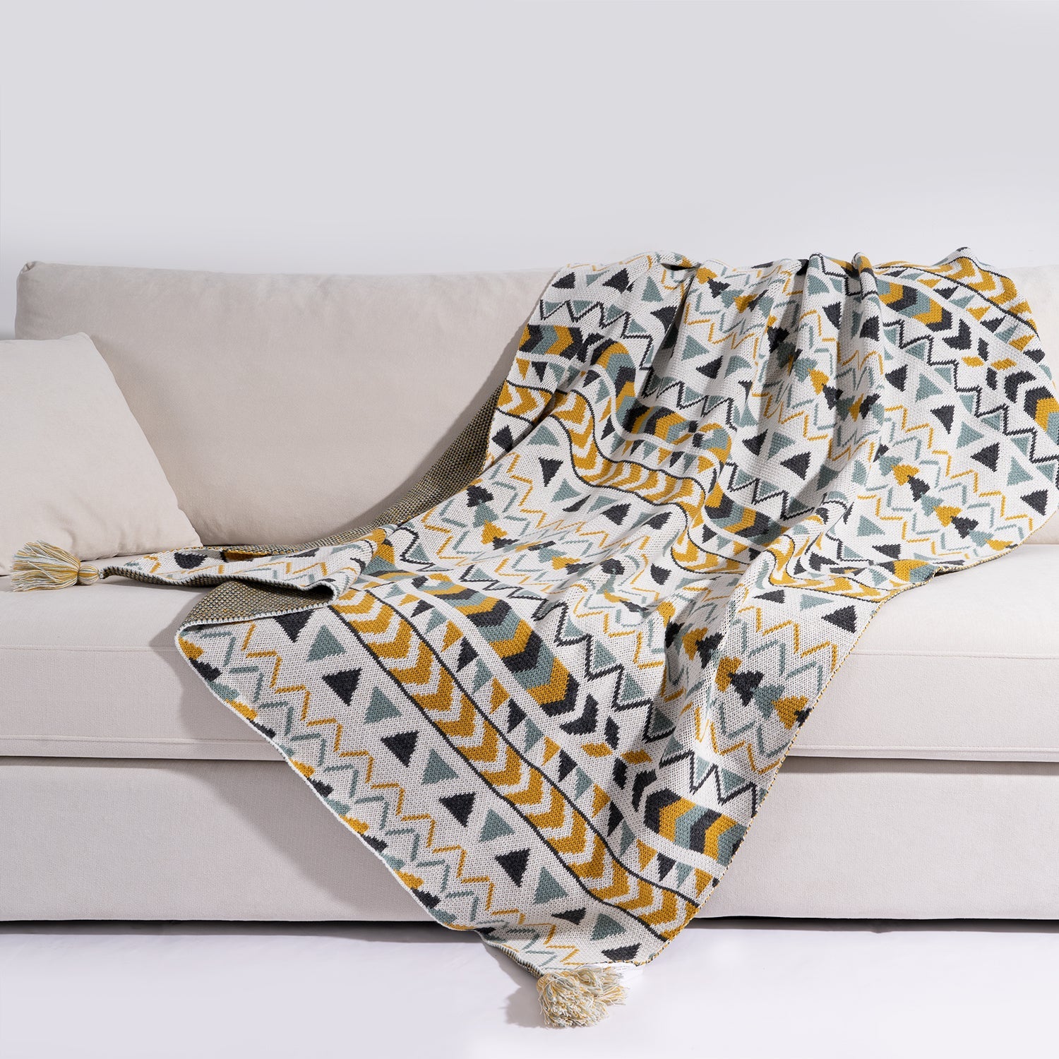 Drapée Tribal Pattern Sofa Throw
