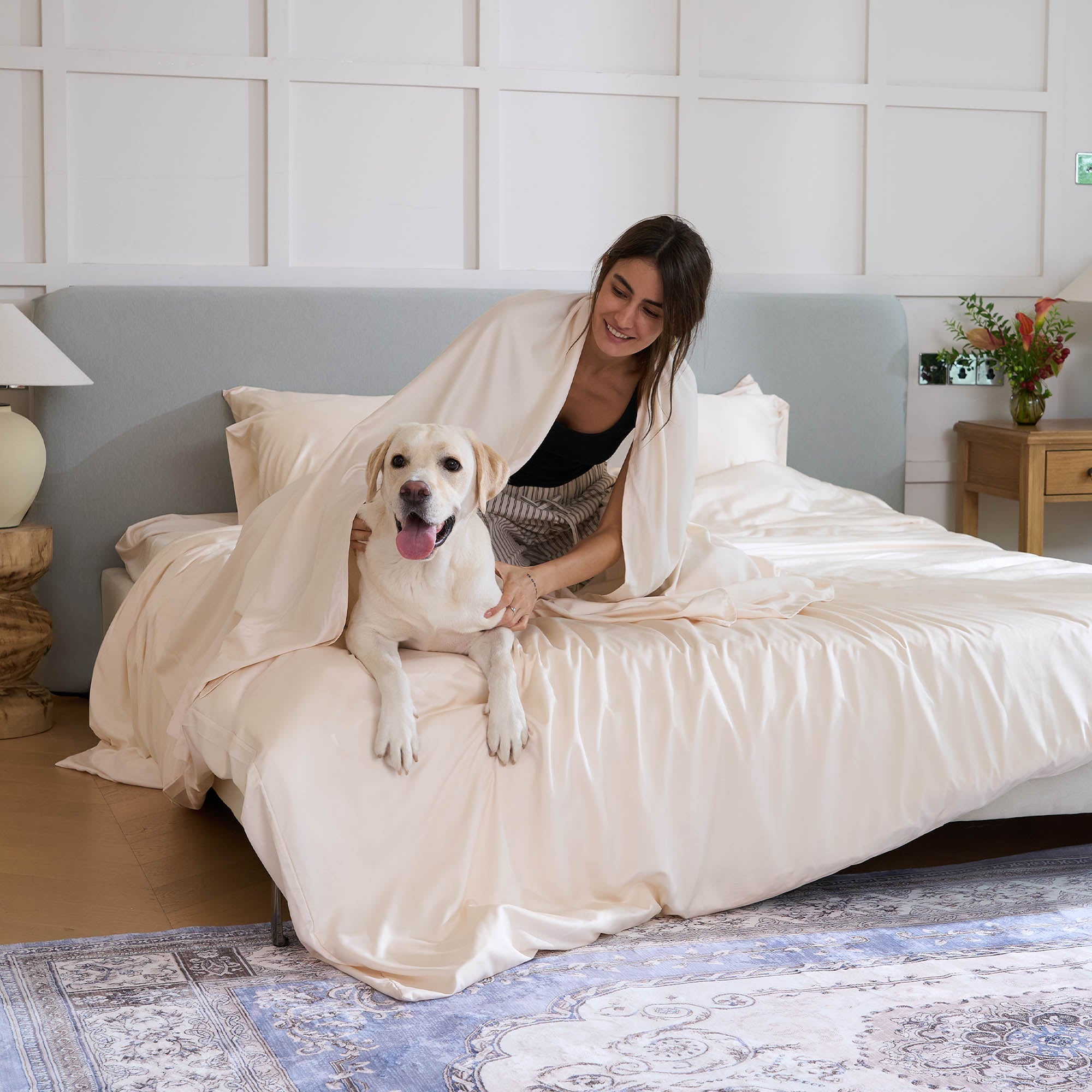 Drapée Bamboo Sheet Set - Pet Hair Repellent for Dogs/Cats Family