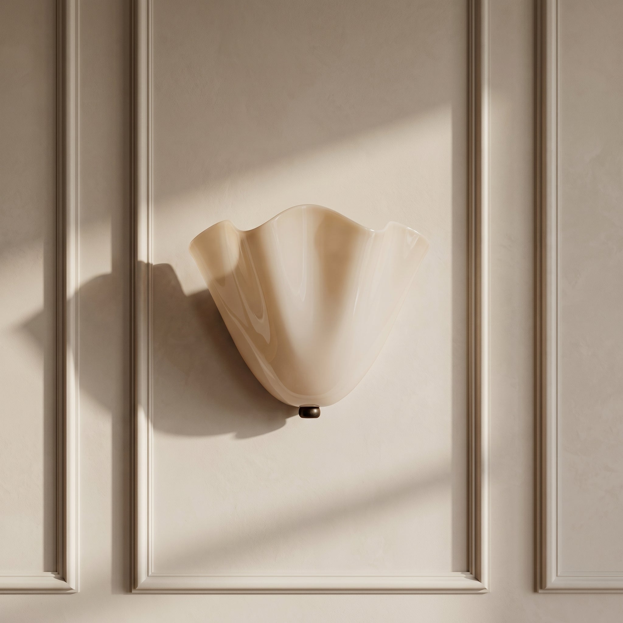 Lumen Skirt Shell Glass Wall Light