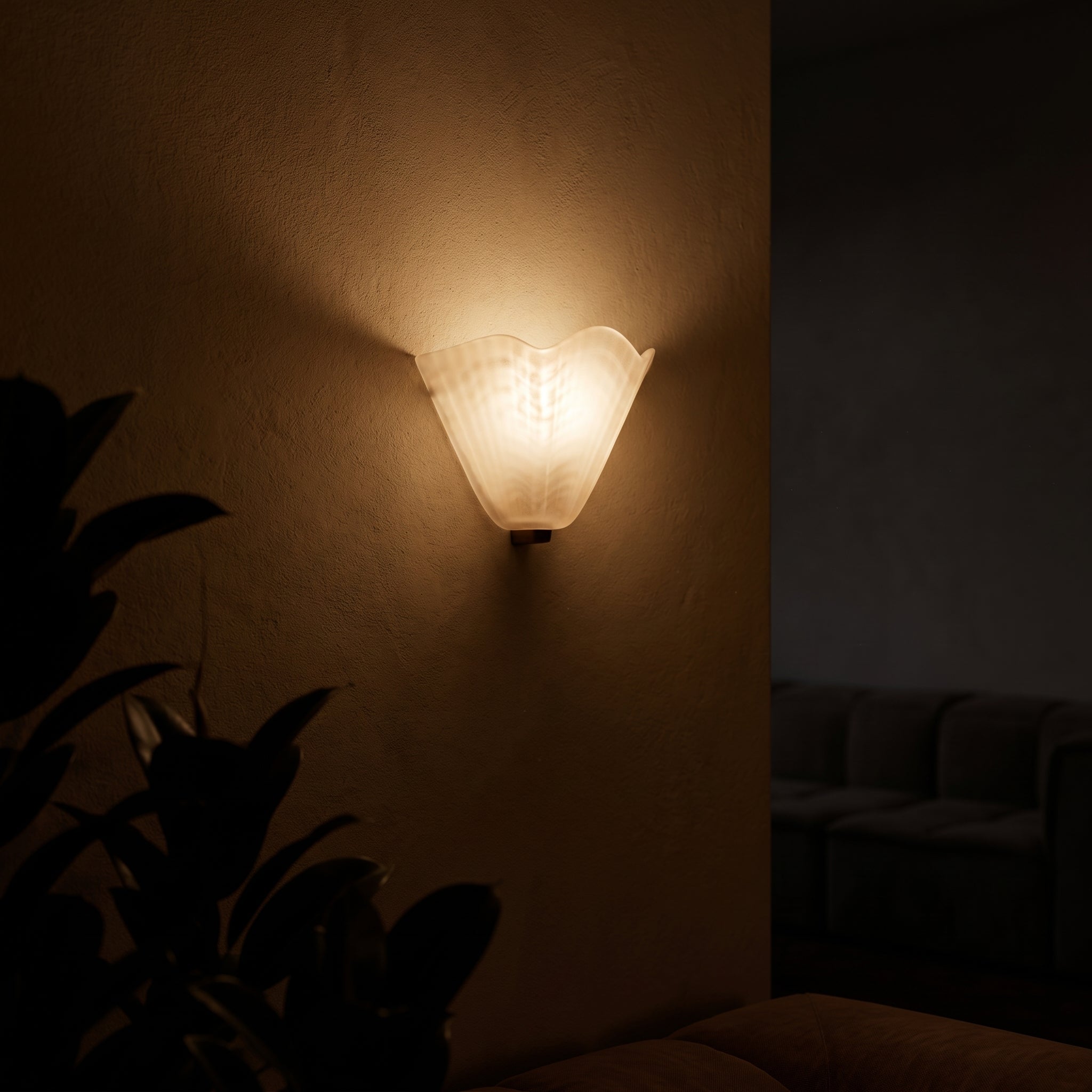 Lumen Skirt Shell Glass Wall Light