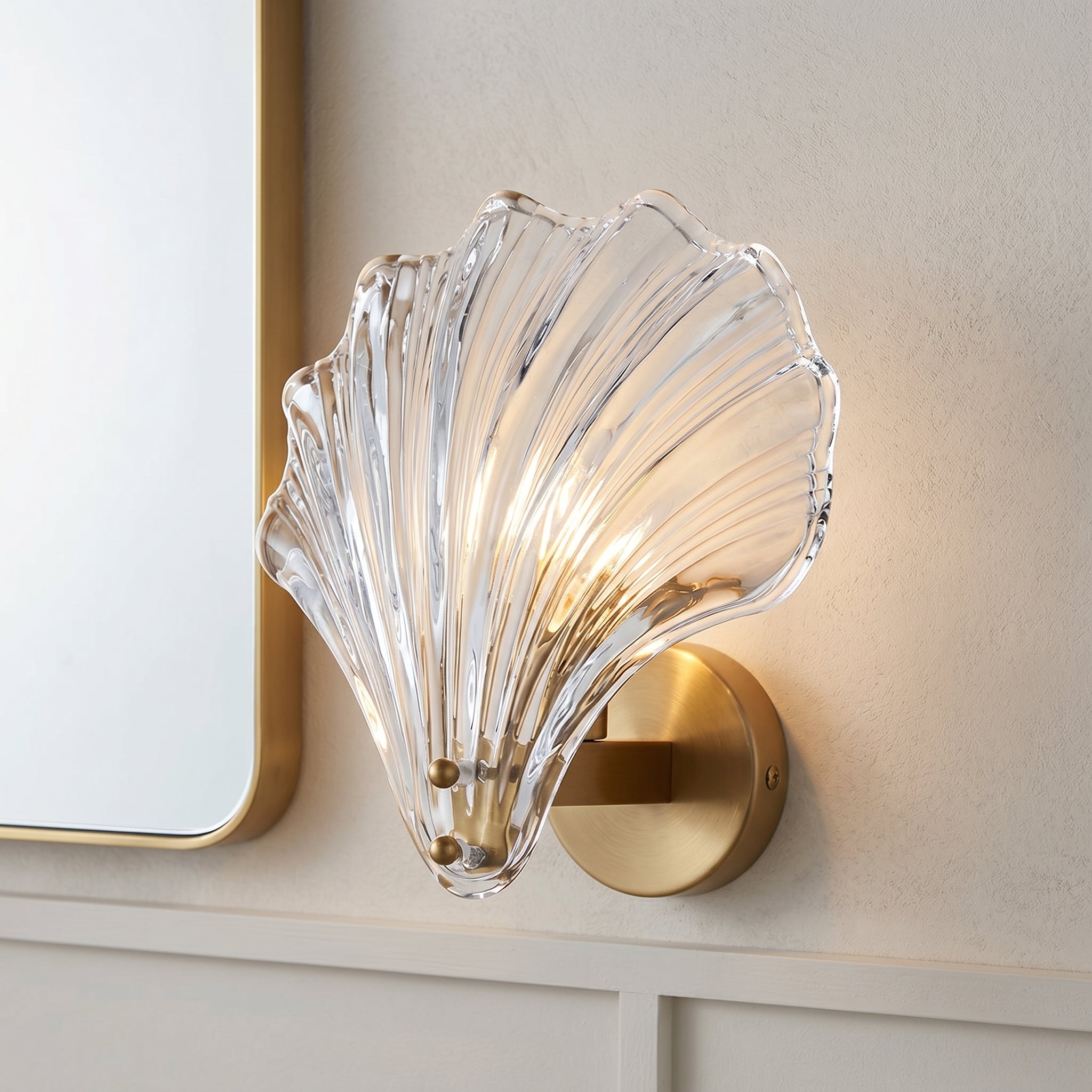 Lumen Brass Seashell Wall Light