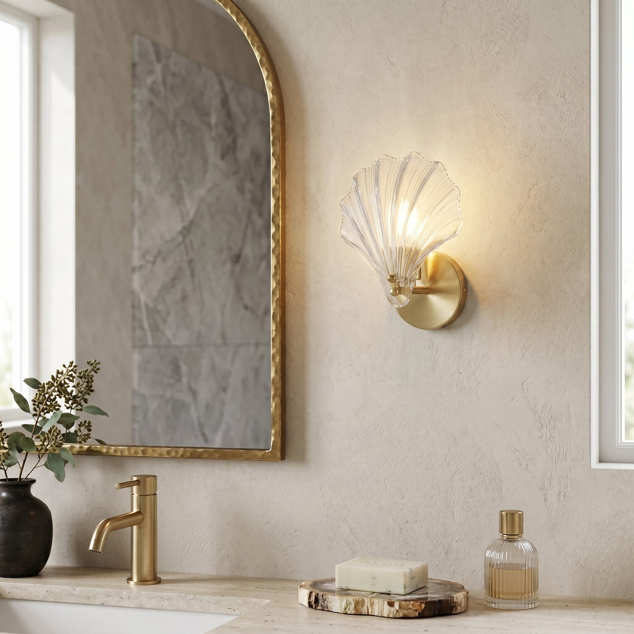Lumen Brass Seashell Wall Light