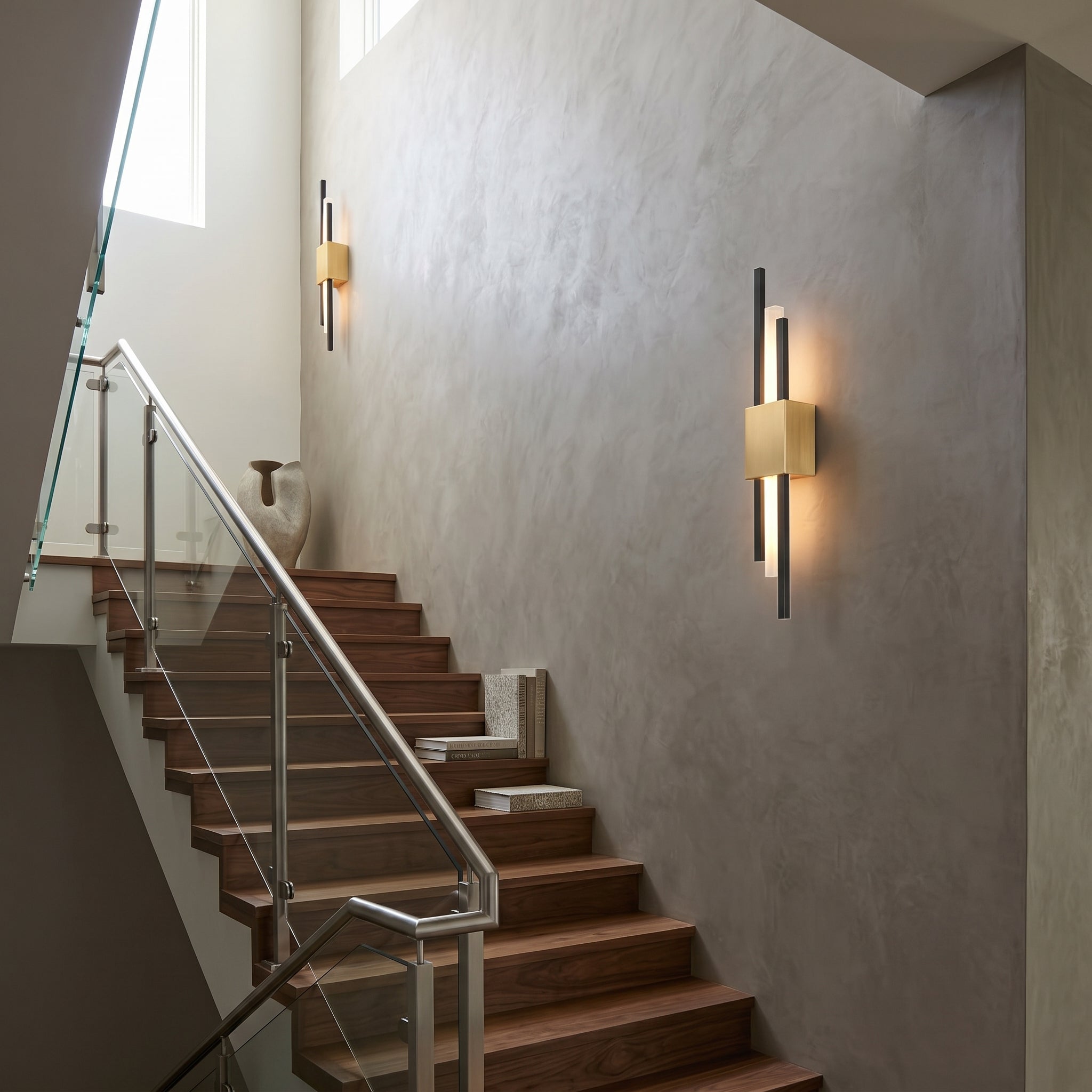 Lumen Black Gold Wall Sconce