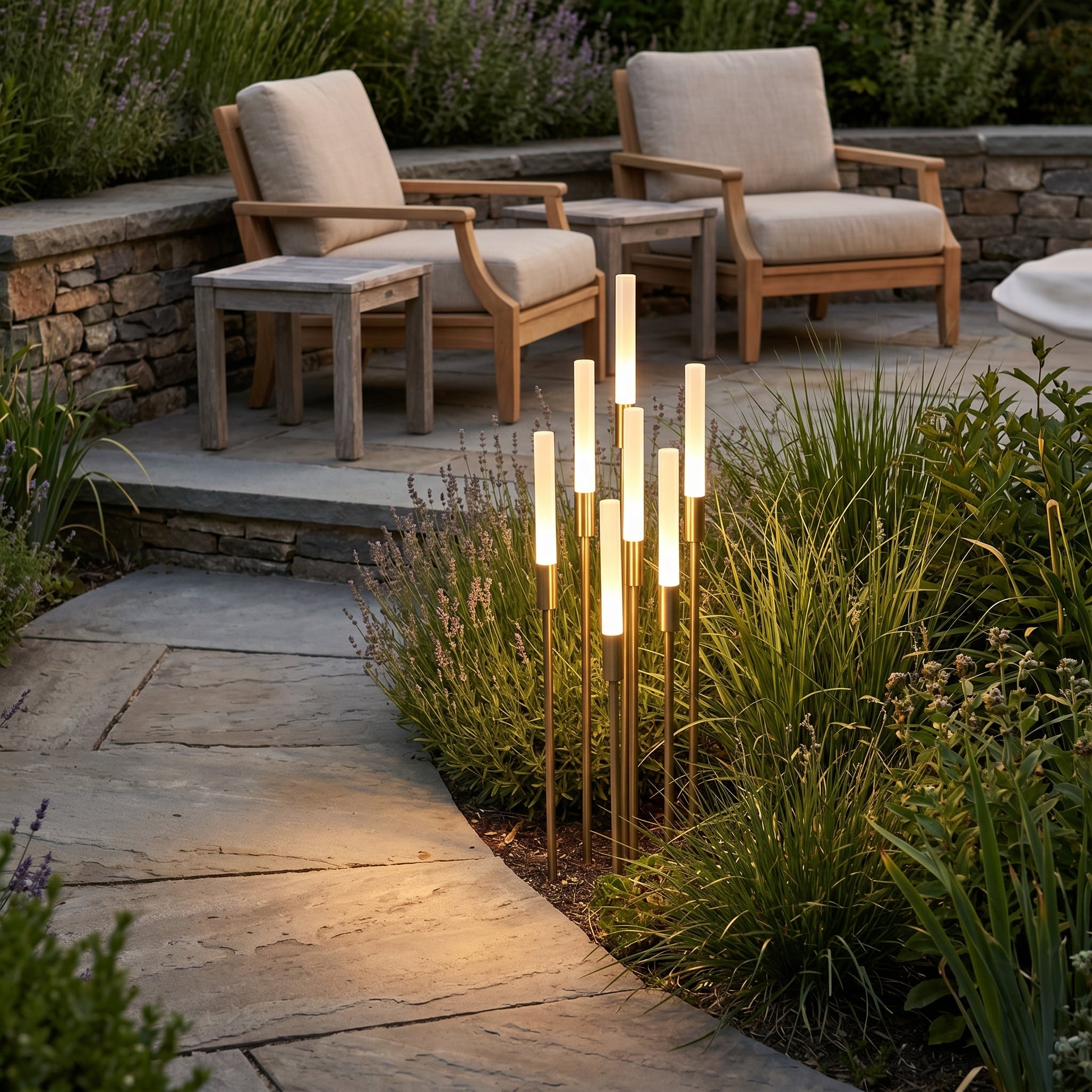 Lumen Cluster Rod Pathway Light