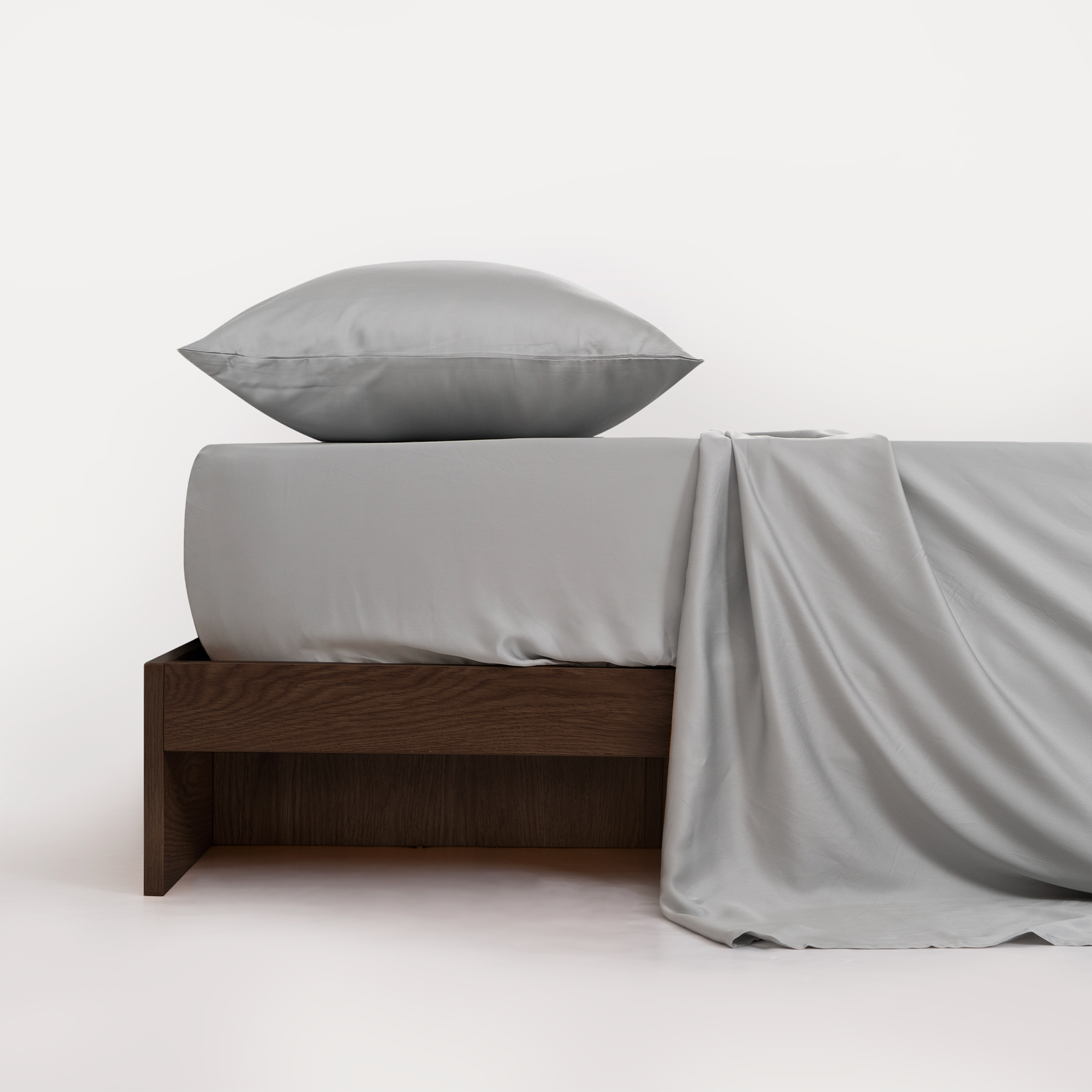 Drapée Bamboo Sheet Set - Pet Hair Repellent for Dogs/Cats Family