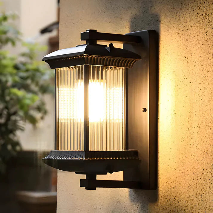 Lumen Pavos Outdoor Wall Light