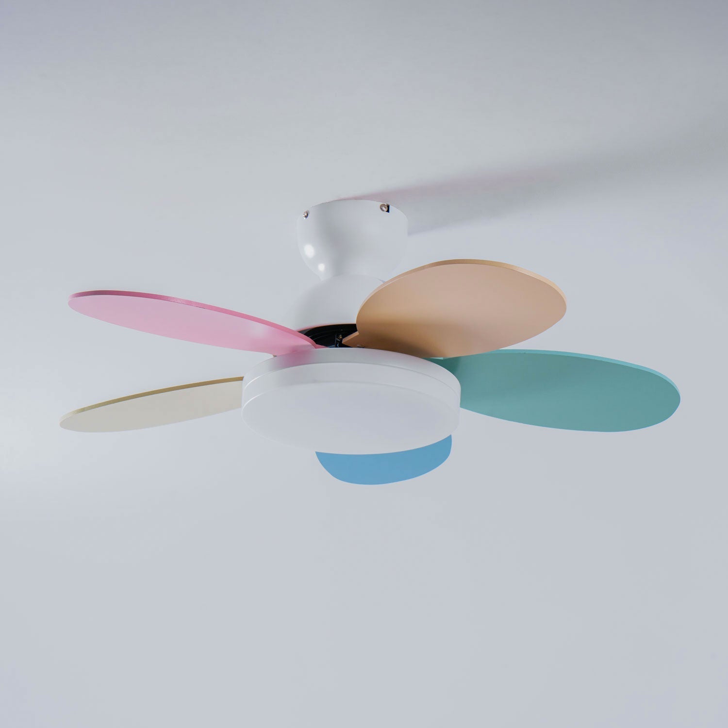 Lumen Petal Blade Ceiling Fan