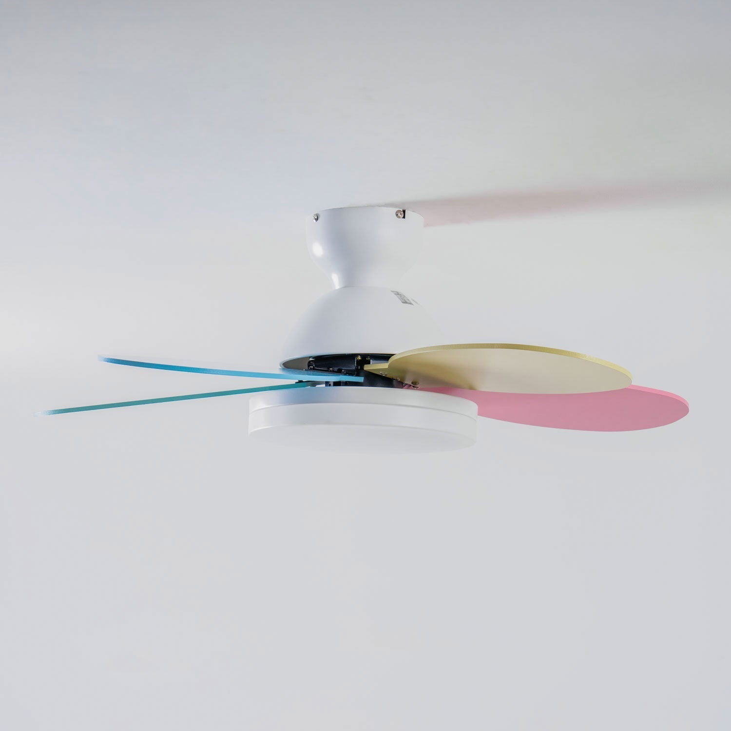 Lumen Petal Blade Ceiling Fan