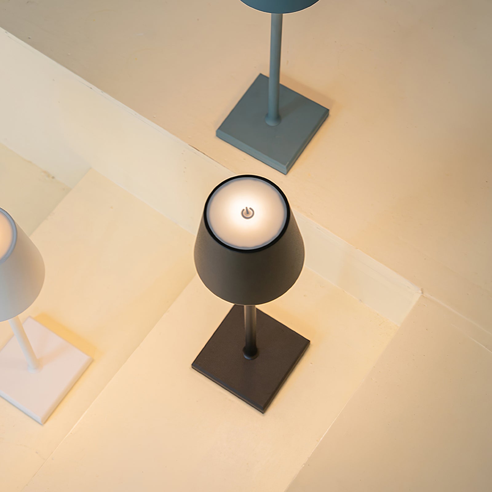 Lumen Doku Table Lamp