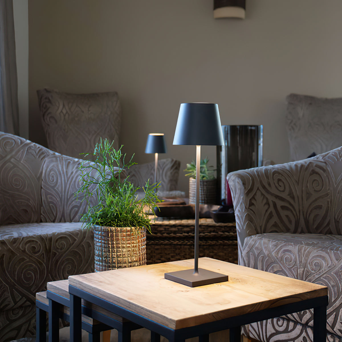 Lumen Doku Table Lamp