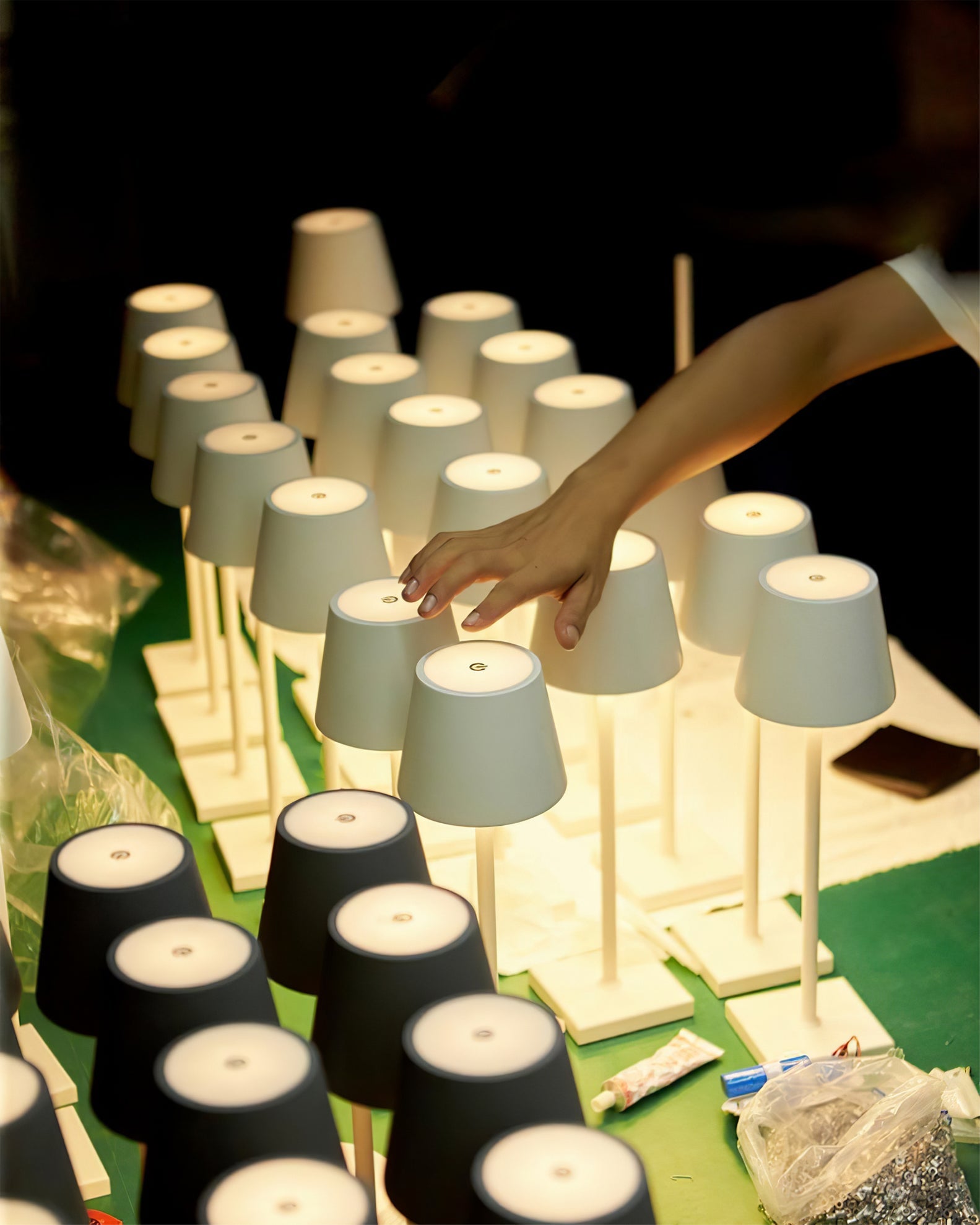 Lumen Doku Table Lamp