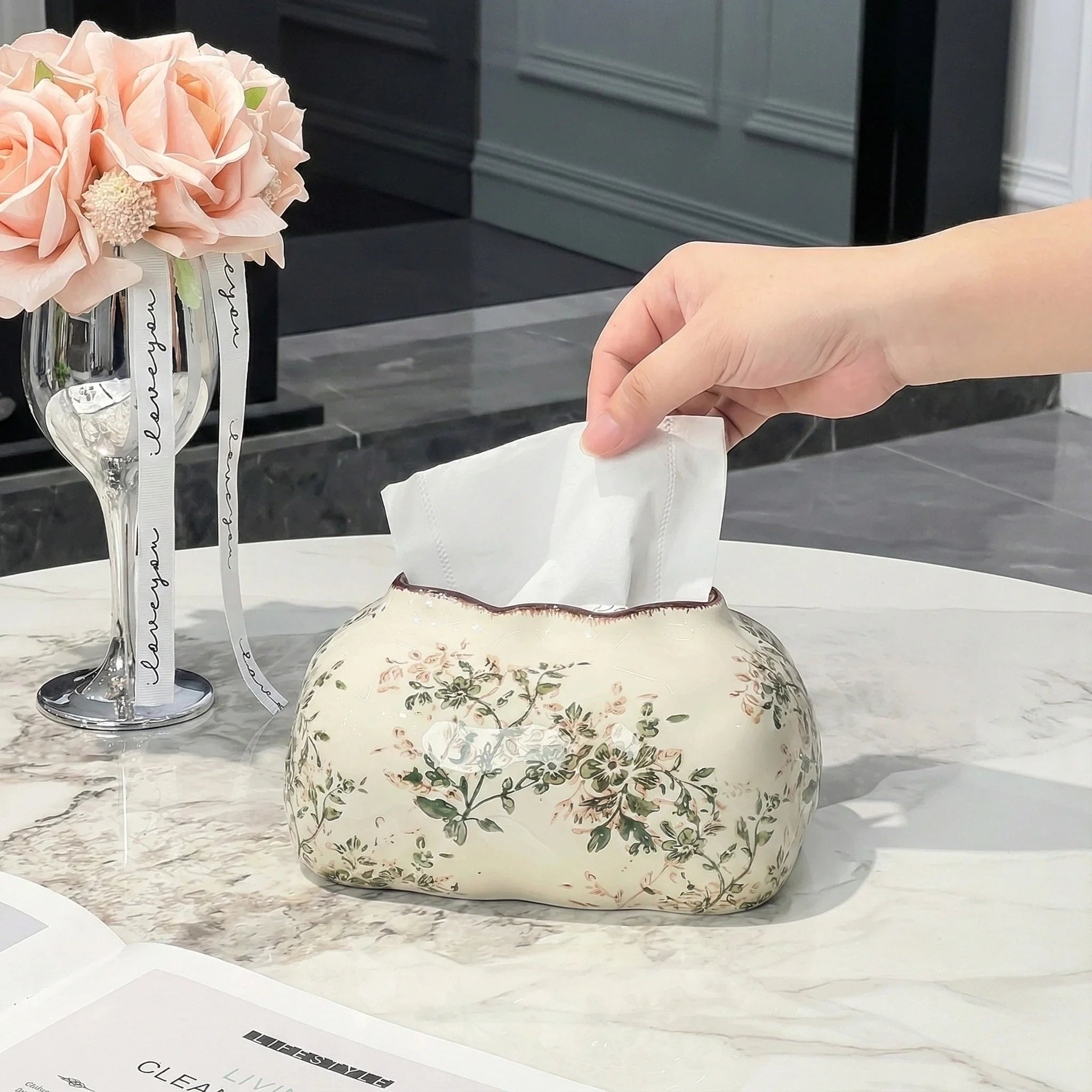 Atelier Floral Crackle Tissue Box
