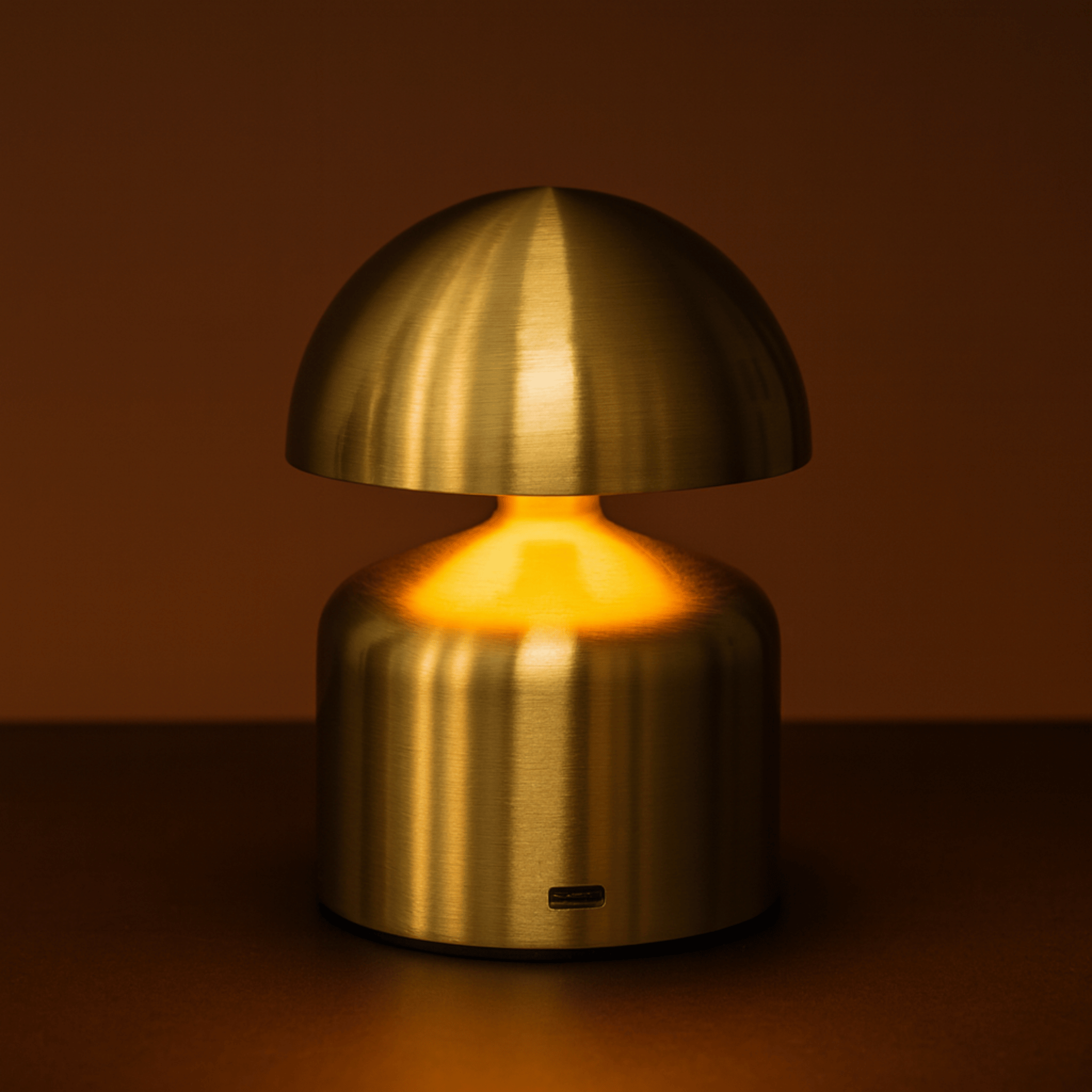 Lumen Kveld Rechargeable Touch Table Lamp