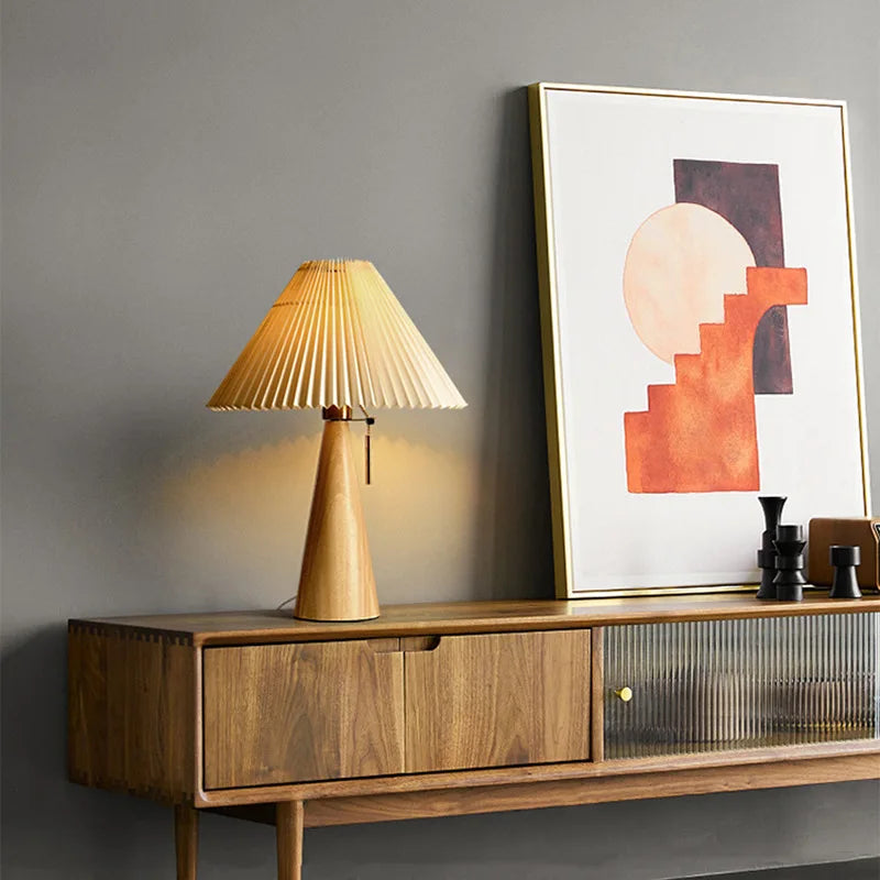Lumen Akira Vintage Table Lamp