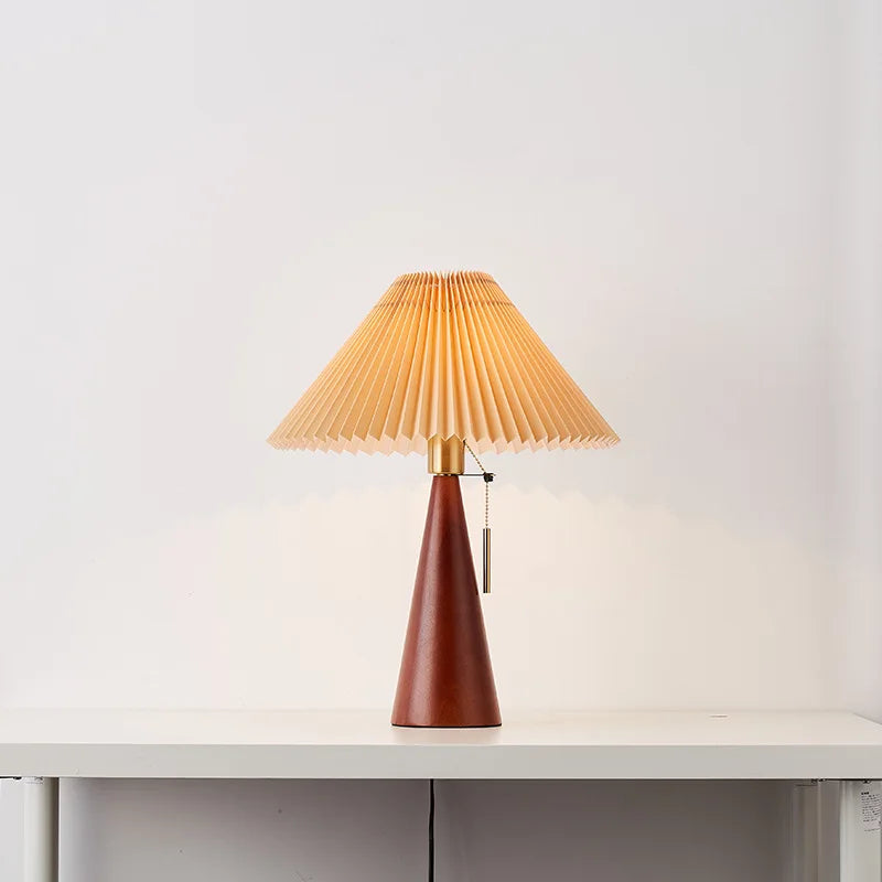 Lumen Akira Vintage Table Lamp