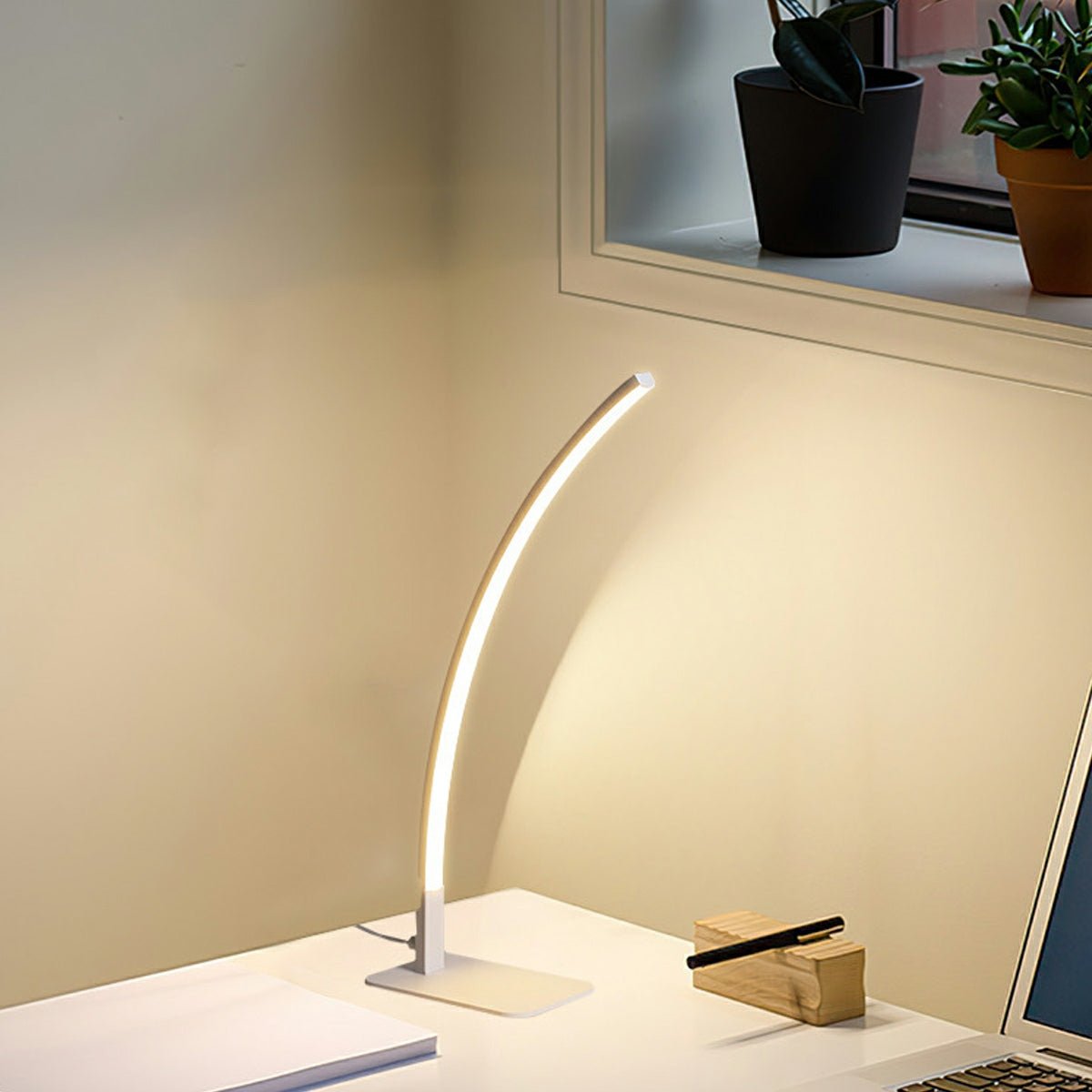 Lumen Arc Dimmable LED Table Lamp